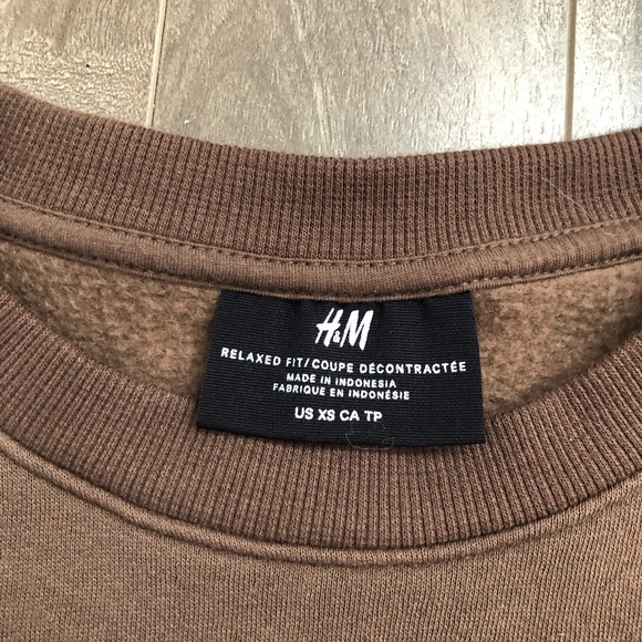 H&M crewneck sweater - Picture 2 of 2